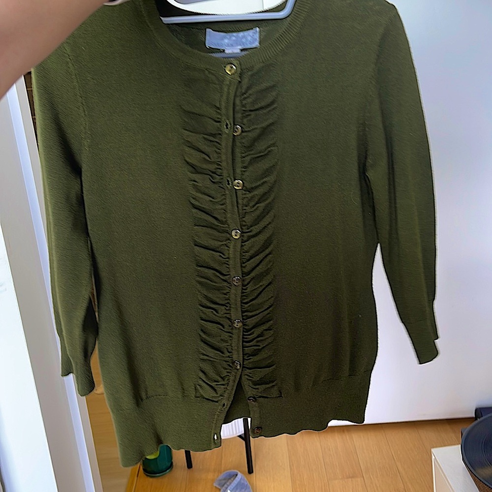 Carolyn Taylor Green Sweater!